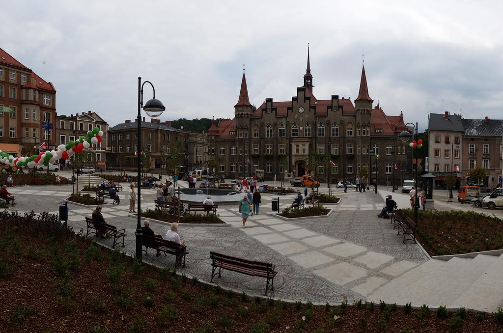 Guest House Wanda Валбжих Экстерьер фото