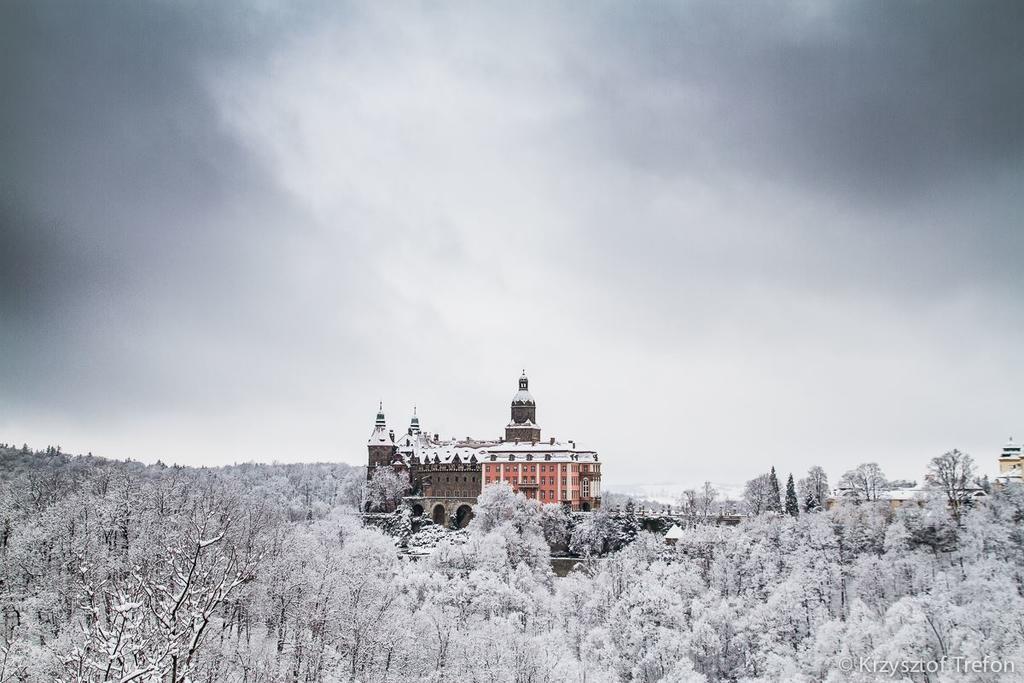 Guest House Wanda Валбжих Экстерьер фото