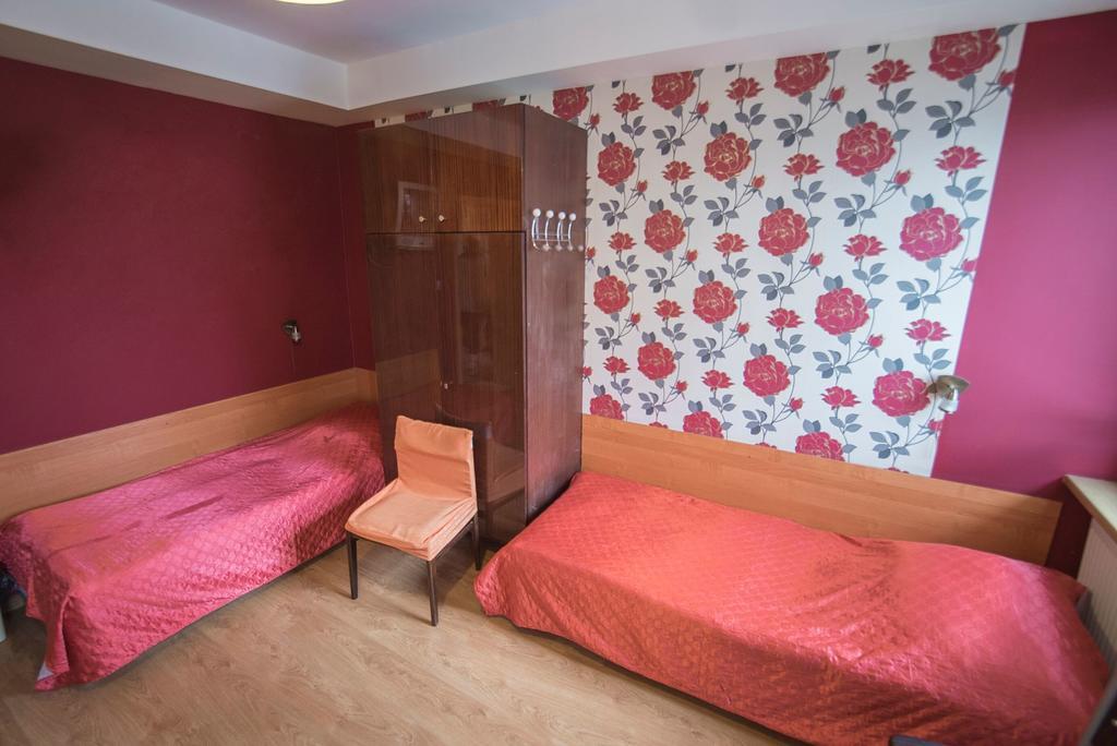 Guest House Wanda Валбжих Экстерьер фото